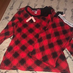 NWT VS Flannel Pajama Set